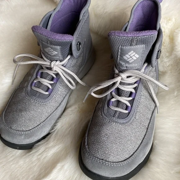 COLUMBIA WOMEN HIKING BOOTS SIZE 6.5  SIPER CUTE GRAY & PURPLE - Picture 2 of 6